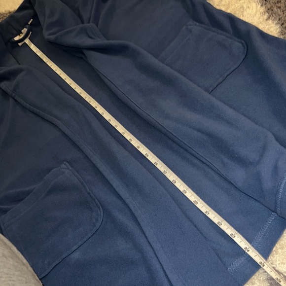 One size fits all blue fleece robe - Picture 8 of 9